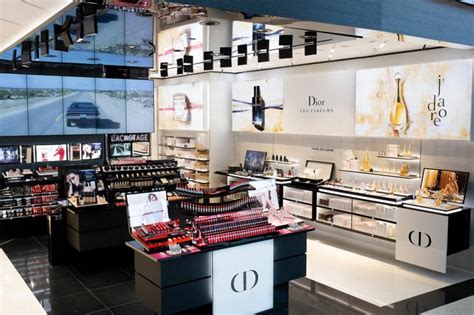 Dufry unveils the first Dior Beauty Boutique in the Americas at 